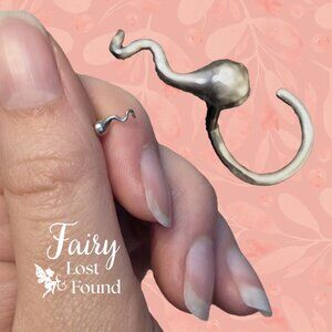 90s Vintage Sperm-shaped Silver Nose Stud